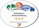 Deutscher Tourismusverband e.V.: 4 Sterne
Hochwertige Gesamtausstattung mit gehobenemKomfort. Ausstattung in gehobener und gepflegterQualität. Aufeinander abgestimmter optischer Gesamteindruck von Form und Materialien. Lage und Infrastrukturdes Hauses genügen gehobenen Ansprüchen.